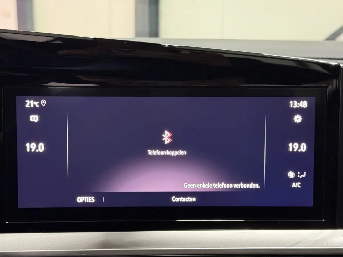Elegance Automaat 130pk | 360° Camera |Navigatie| LED | Lane Assist | Sportpakket