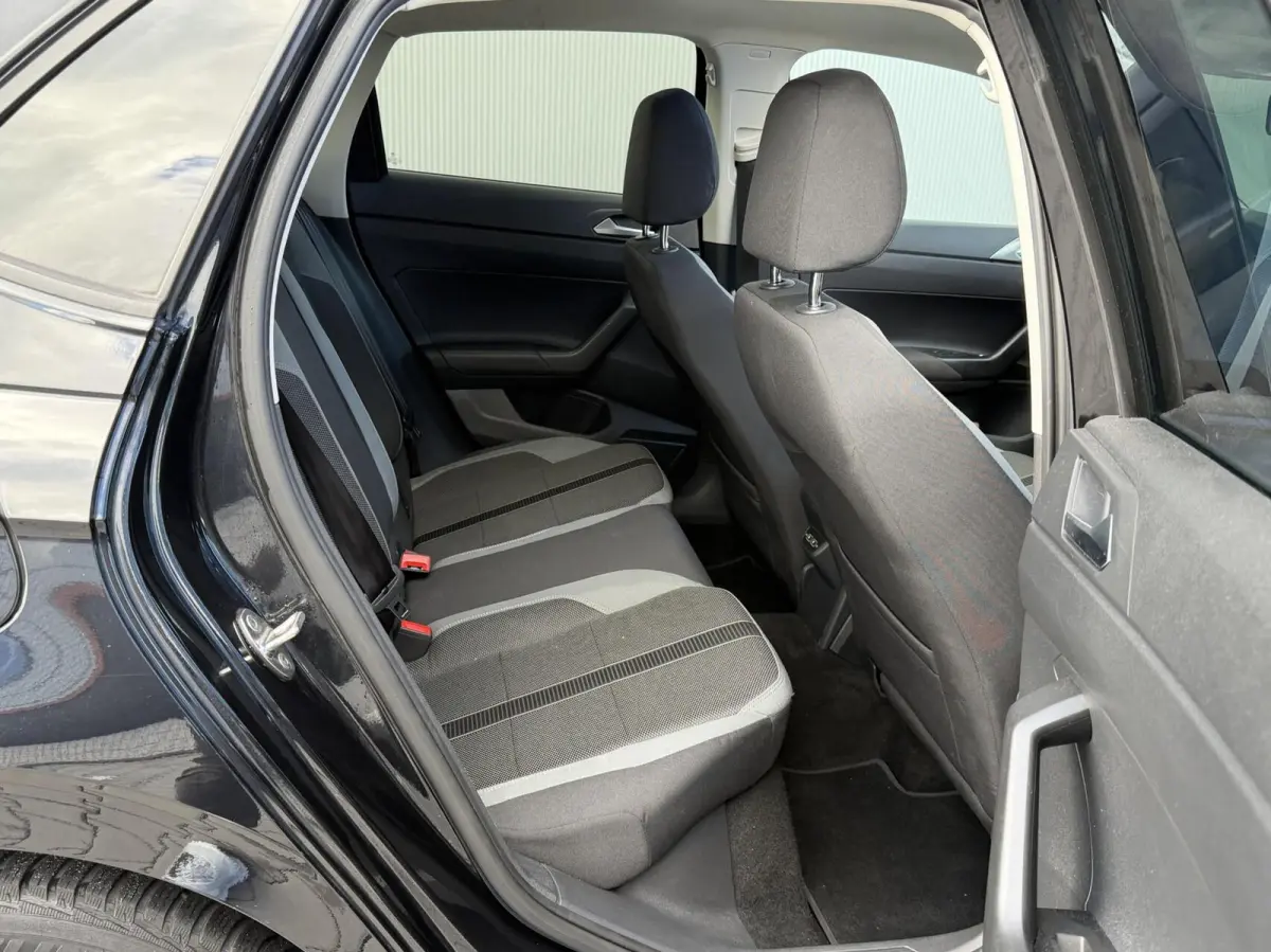 1.0 TSI - Highline - Pano - Navi - PDC