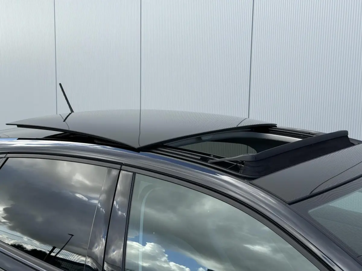 1.0 TSI - Highline - Pano - Navi - PDC