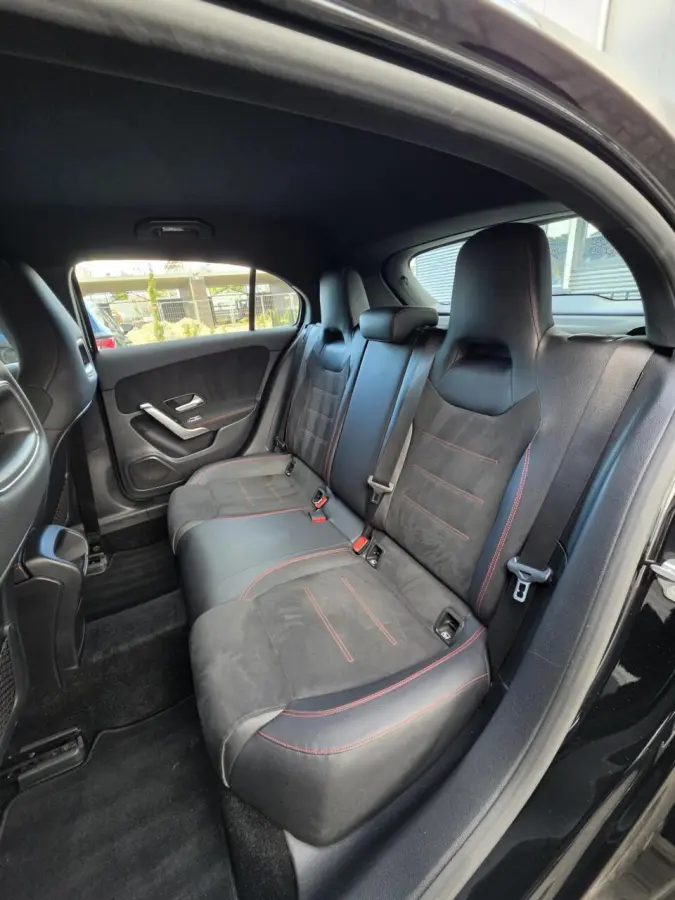 250 AMG Line 225PK/Sfeer/Kuip/Alcantara/Led/Sport/