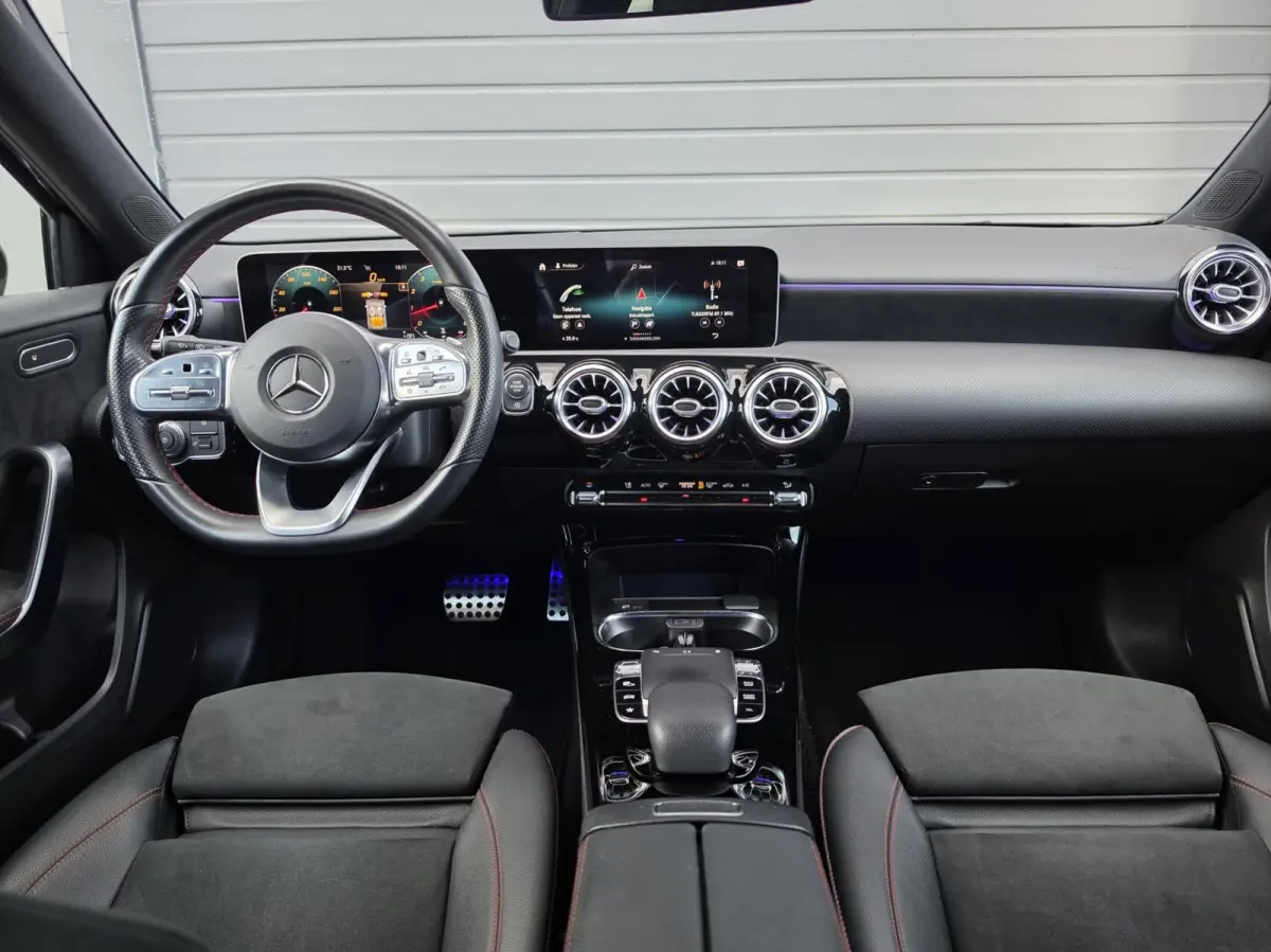 250 AMG Line 225PK/Sfeer/Kuip/Alcantara/Led/Sport/