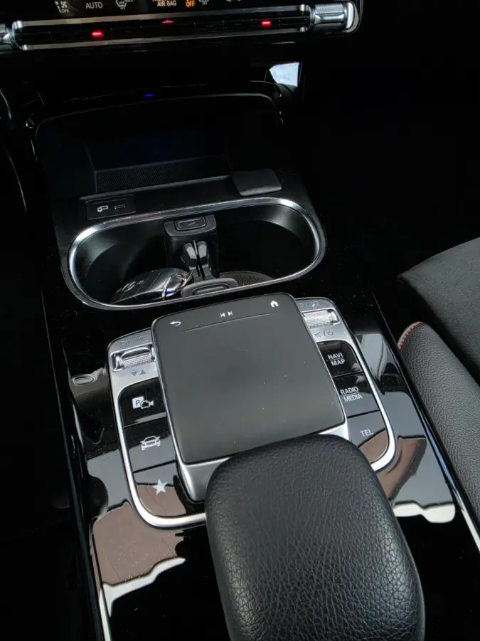250 AMG Line 225PK/Sfeer/Kuip/Alcantara/Led/Sport/