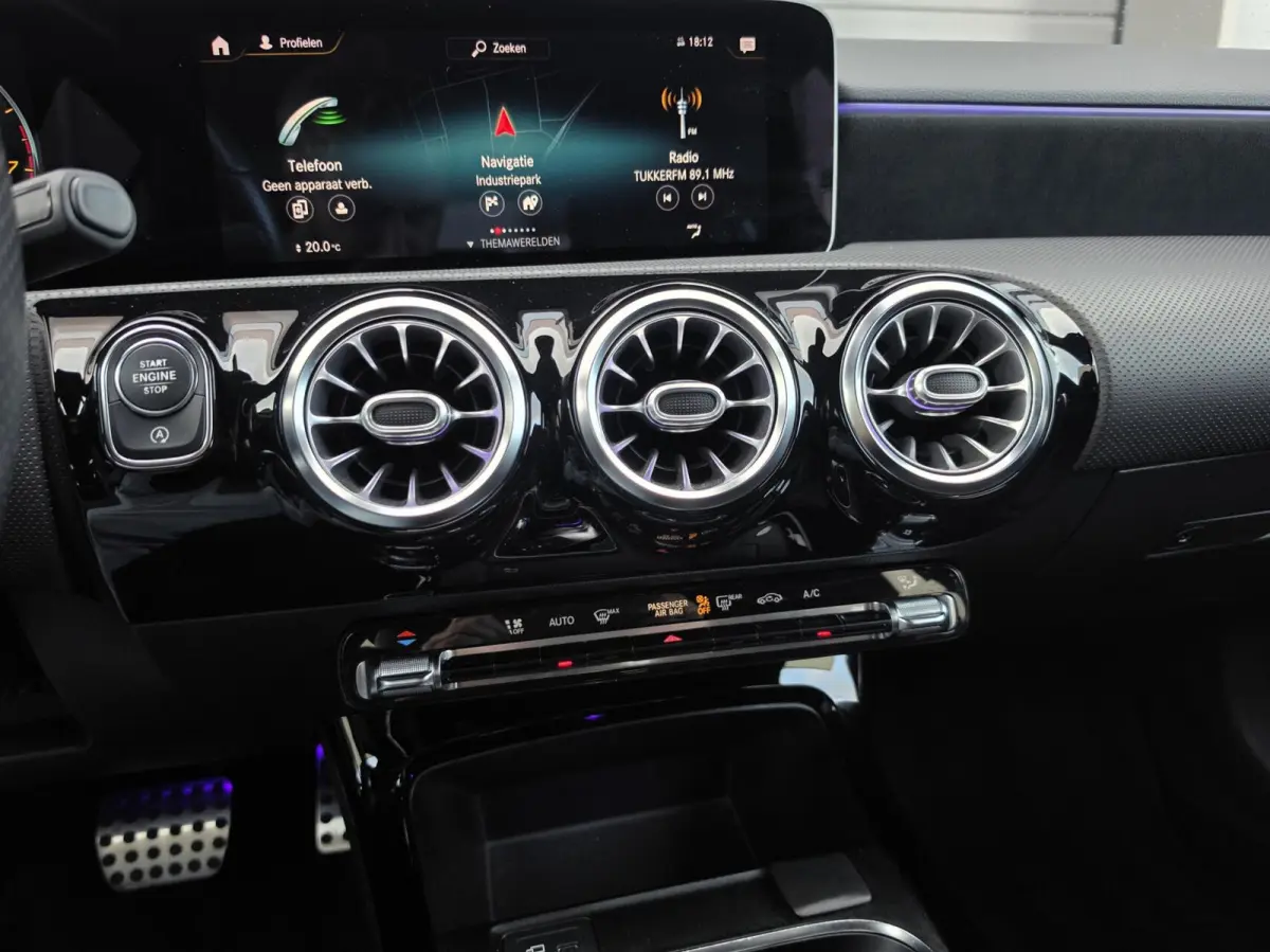 250 AMG Line 225PK/Sfeer/Kuip/Alcantara/Led/Sport/