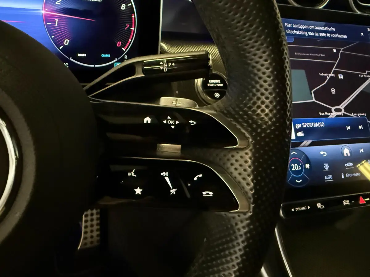 200 4-Matic AMG STYLING-PANORAMADAK-TREKHAAK-CAMERA-APPLE CARPLAY-COMPLEET