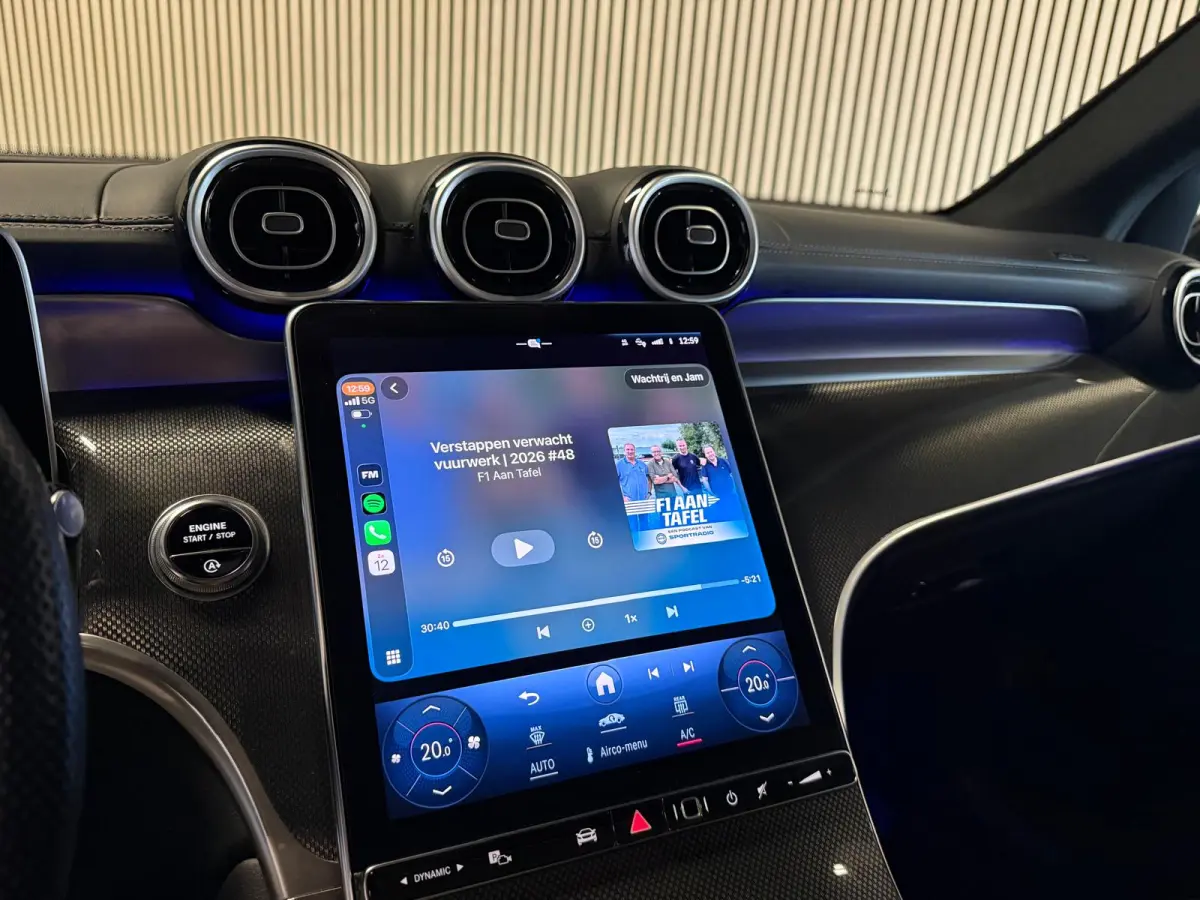 200 4-Matic AMG STYLING-PANORAMADAK-TREKHAAK-CAMERA-APPLE CARPLAY-COMPLEET