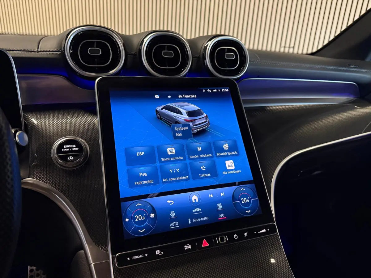 200 4-Matic AMG STYLING-PANORAMADAK-TREKHAAK-CAMERA-APPLE CARPLAY-COMPLEET