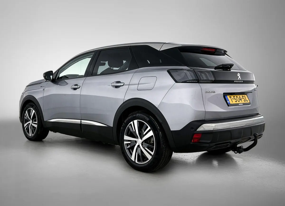 1.6 300pk HYbrid4 Allure Automaat | Accu 92% | Trekhaak | Navigatie | Climate Control | Cruise Control | Camera | LED | Stoelverwarming | 18"LMV | Dodehoekdetectie | Apple Carplay/Android Au