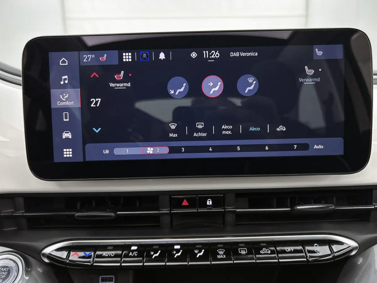118pk Icon 42 kWh Automaat | Apple Carplay/Android Auto | ACCU 95% | Climate Control | Cruise Control | Camera | Parkeersensoren V+A | 16"LMV | LED |