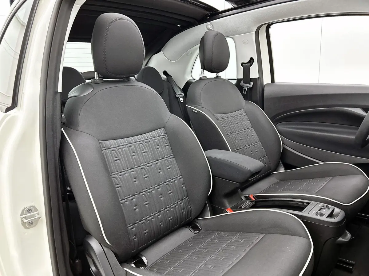 118pk Icon 42 kWh Automaat | Apple Carplay/Android Auto | ACCU 95% | Climate Control | Cruise Control | Camera | Parkeersensoren V+A | 16"LMV | LED |