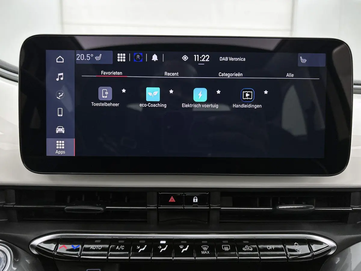 118pk Icon 42 kWh Automaat | Apple Carplay/Android Auto | ACCU 95% | Climate Control | Cruise Control | Camera | Parkeersensoren V+A | 16"LMV | LED |