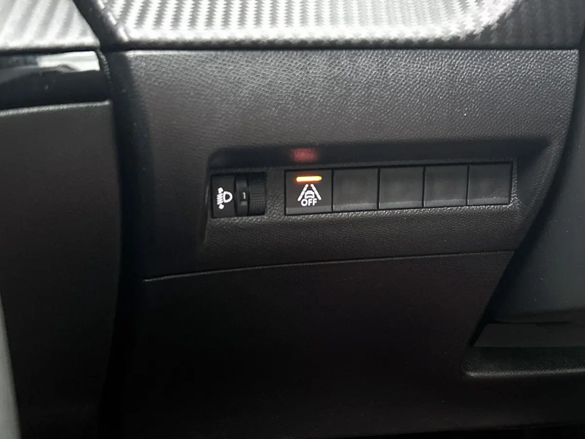 1.2 100pk Style | Navigatie | Airco | Cruise Control | Parkeersensoren | Apple Carplay/Android Auto |