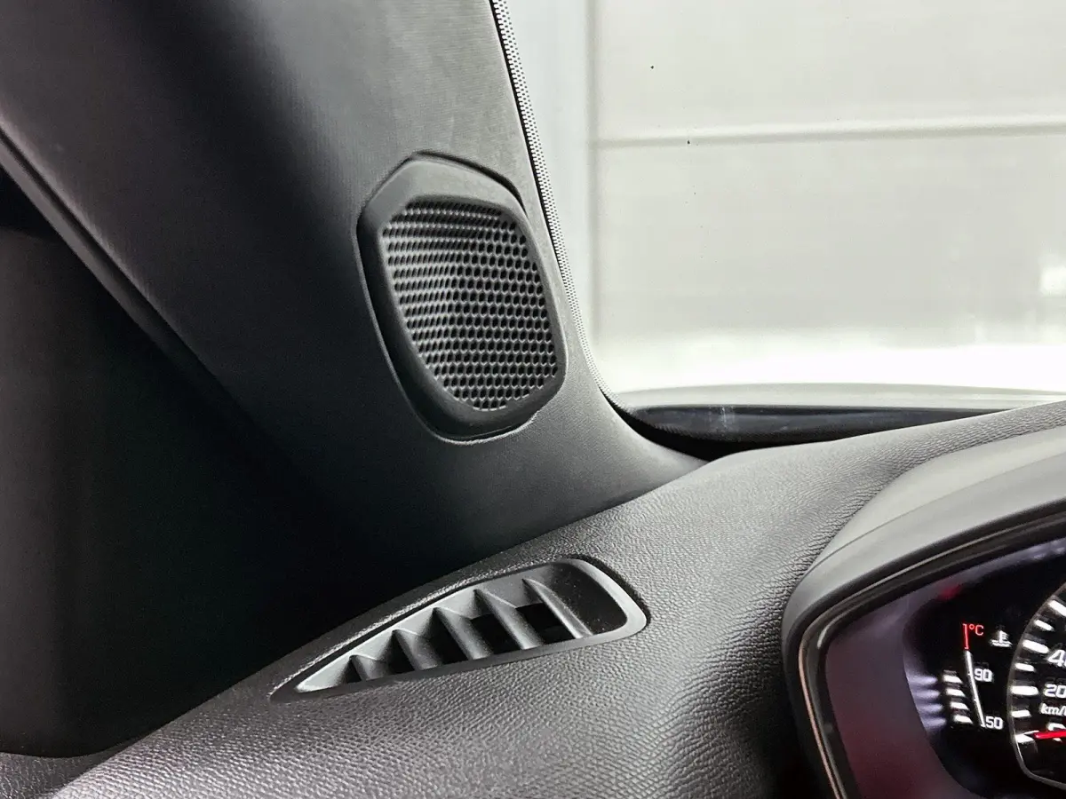 1.2 100pk Style | Navigatie | Airco | Cruise Control | Parkeersensoren | Apple Carplay/Android Auto |