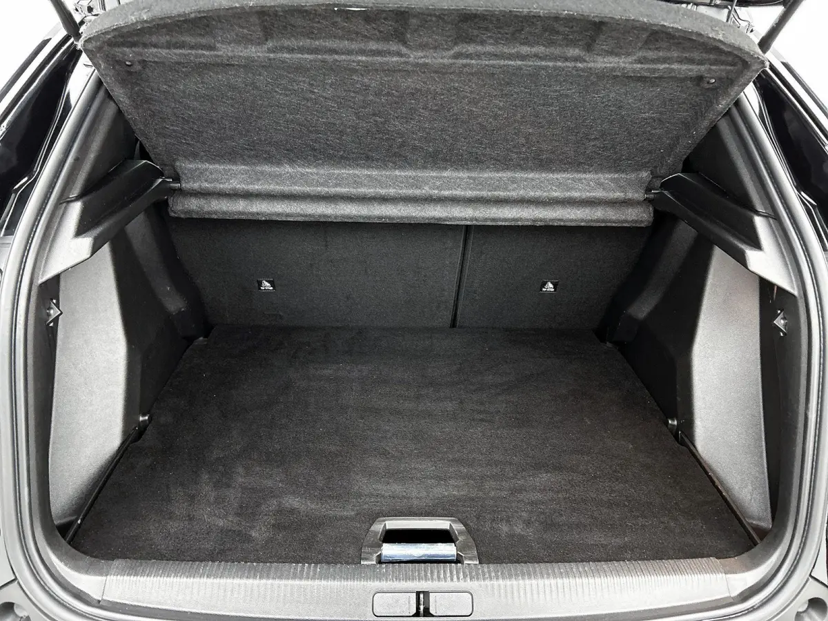 1.2 100pk Style | Navigatie | Airco | Cruise Control | Parkeersensoren | Apple Carplay/Android Auto |