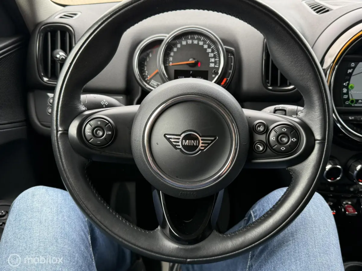 1.5 One Chili AUTOMAAT | CARPLAY | PDC