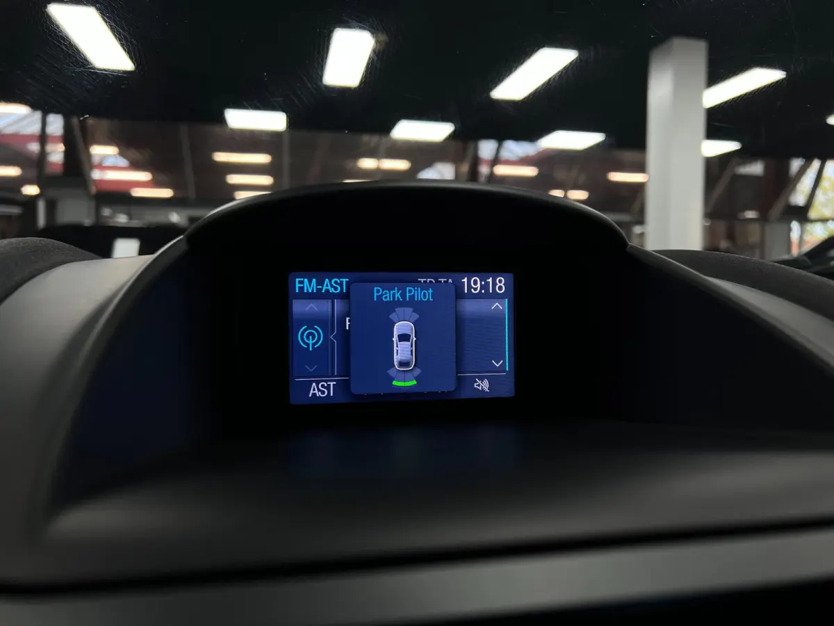 1.0 Airco | Parkeersensoren | Led
