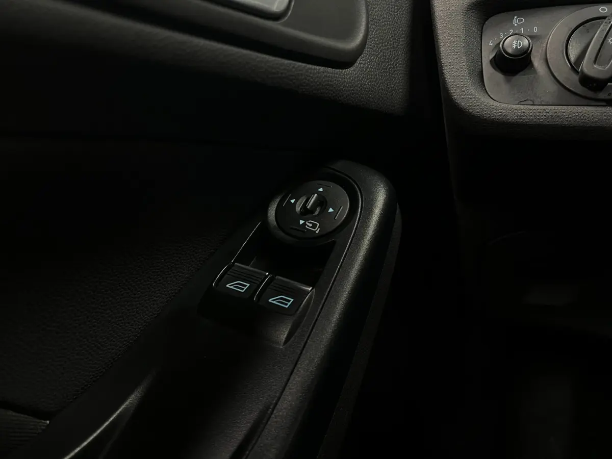 1.0 Airco | Parkeersensoren | Led