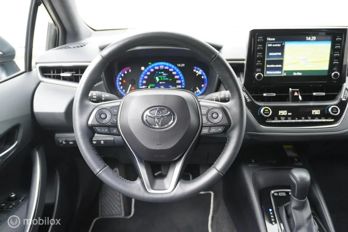 1.8 Hybrid Dynamic 23.535 KM