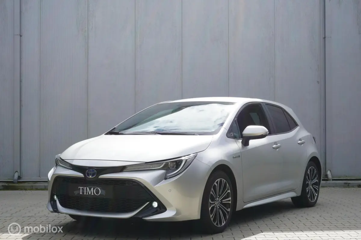 1.8 Hybrid Dynamic 23.535 KM