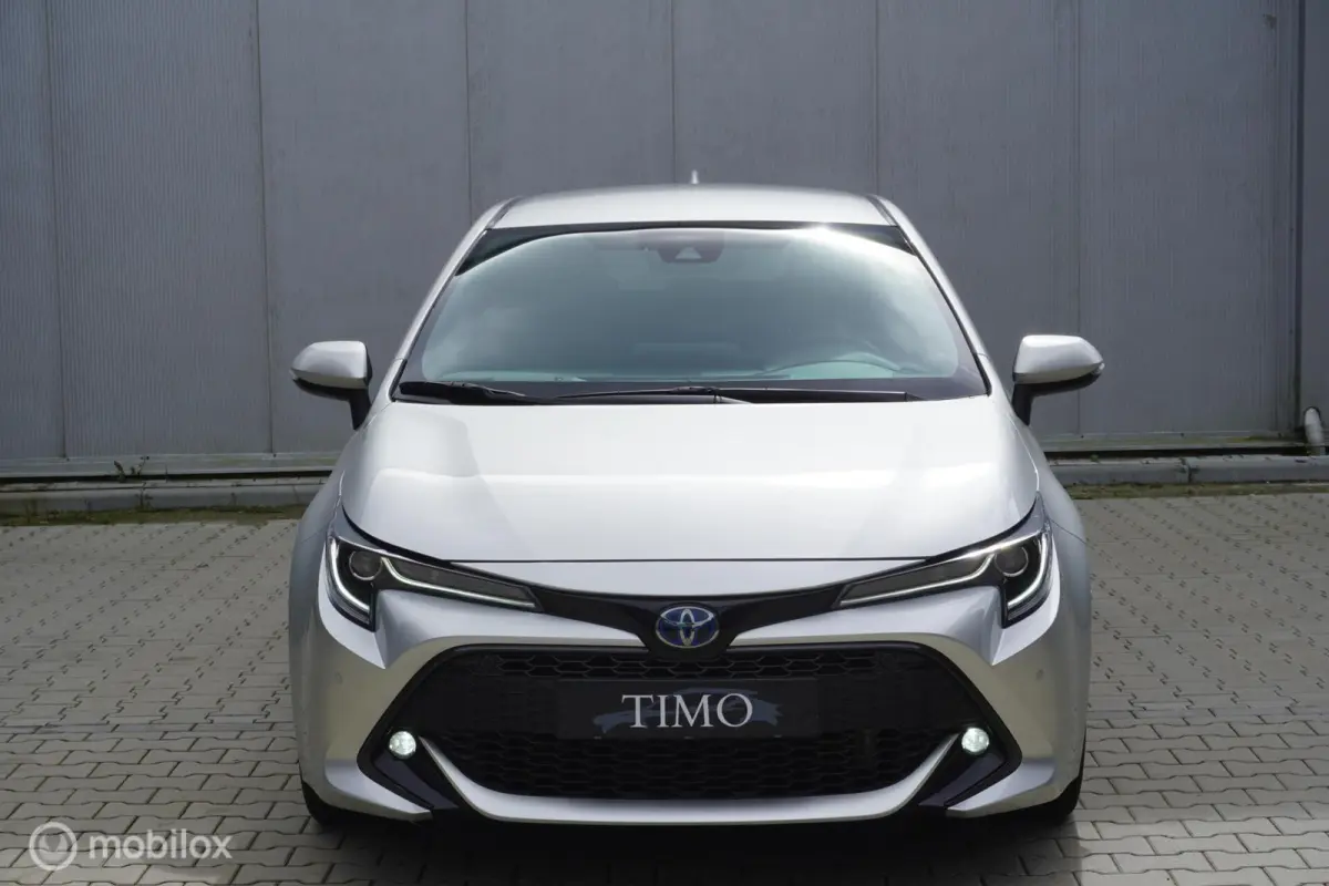 1.8 Hybrid Dynamic 23.535 KM