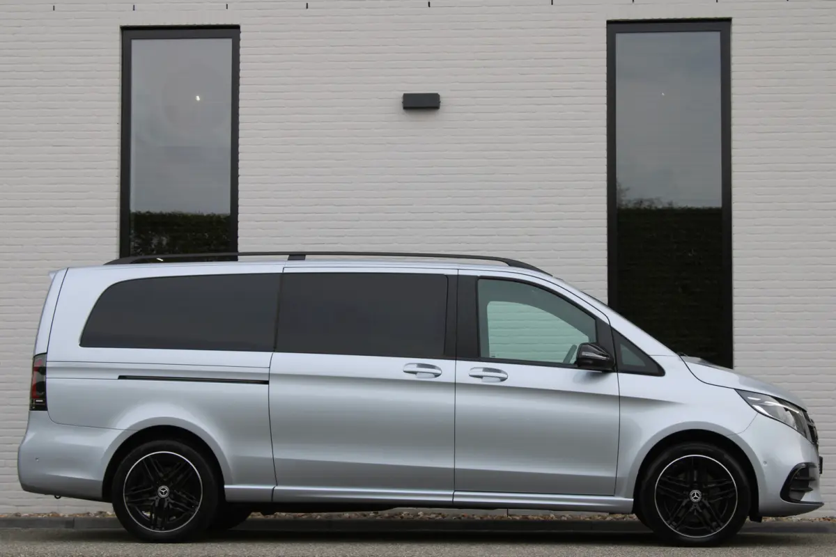 300d / XXL / AMG / DC / 4-Matic / Luchtvering / Elec Stoel / Burmester / NIEUWSTAAT