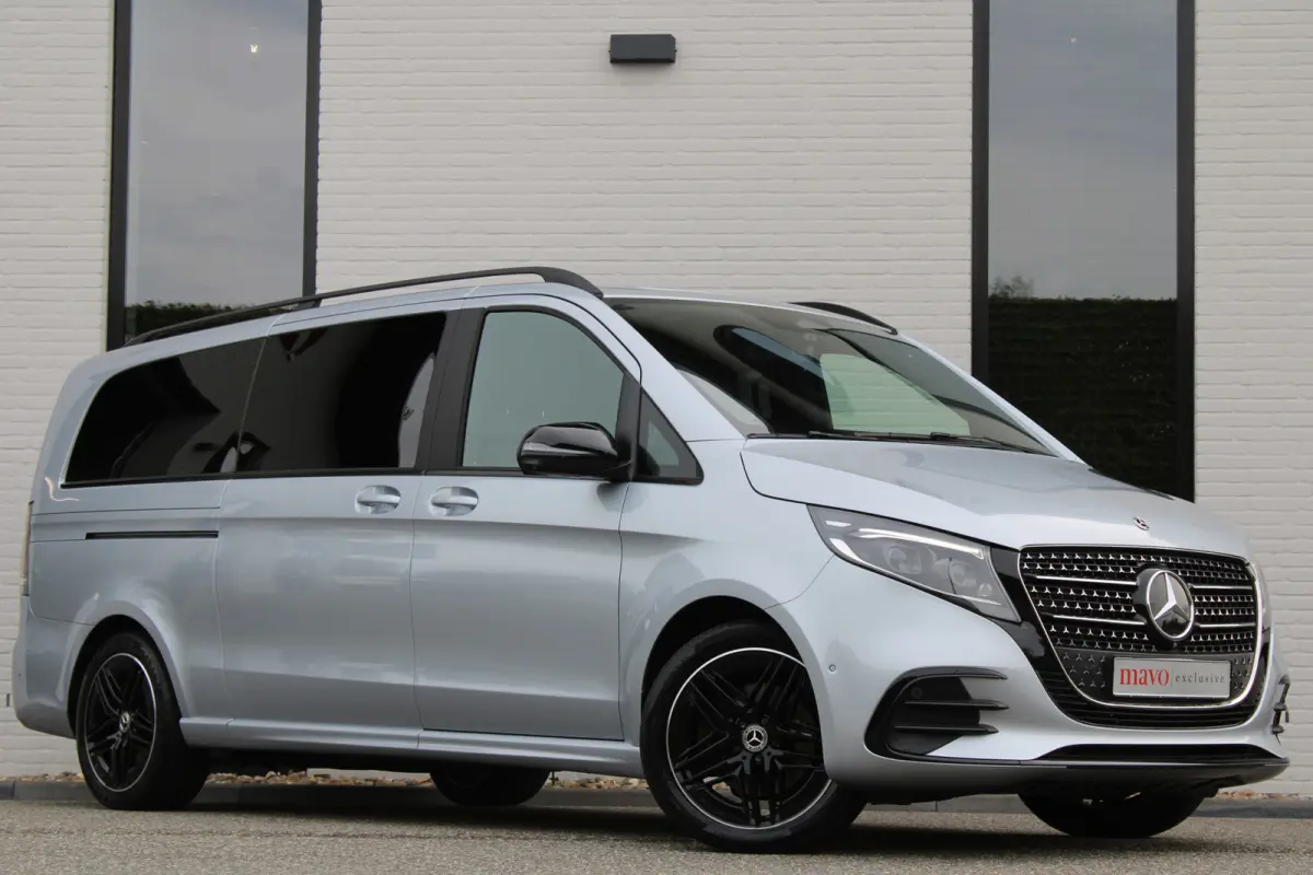 300d / XXL / AMG / DC / 4-Matic / Luchtvering / Elec Stoel / Burmester / NIEUWSTAAT