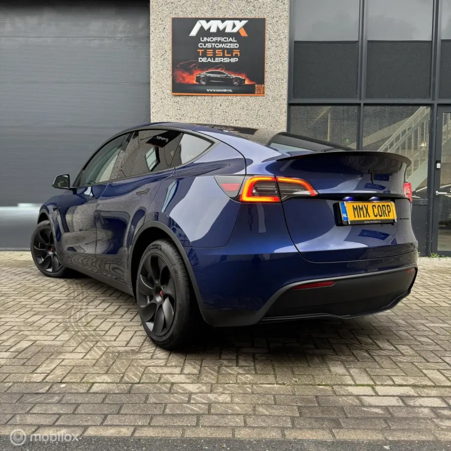 Long range AWD + MMX PACK + BOOST + 20"