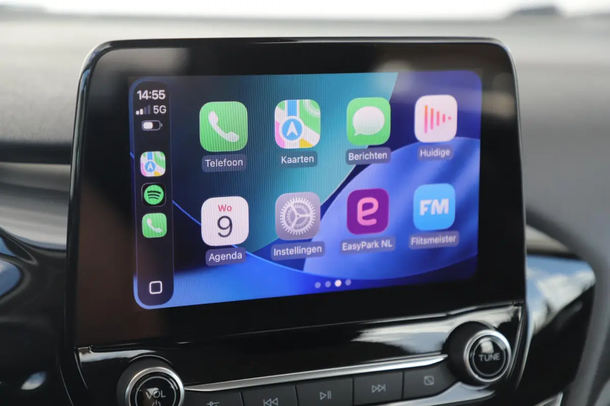 1.0 EcoBoost Titanium 95PK Navigatie Carplay Android 15 inch LMV Climate Cruise Control