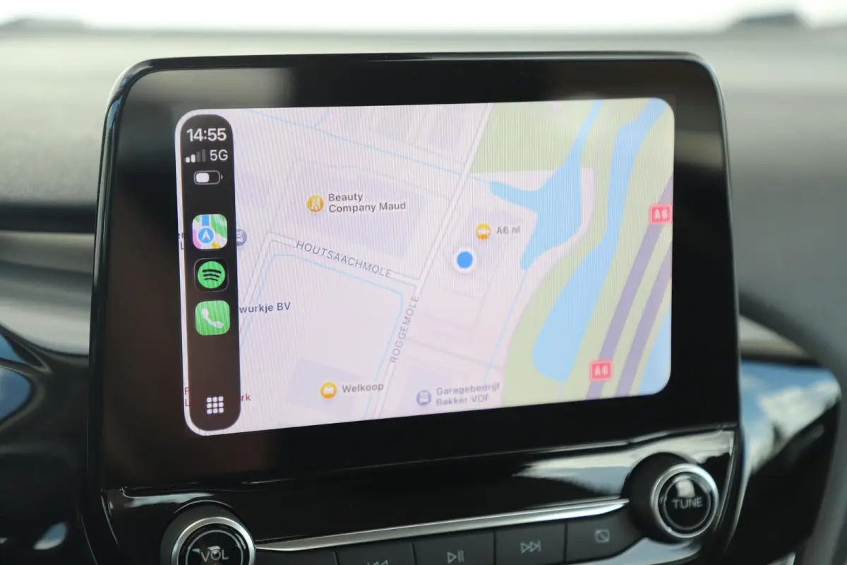 1.0 EcoBoost Titanium 95PK Navigatie Carplay Android 15 inch LMV Climate Cruise Control