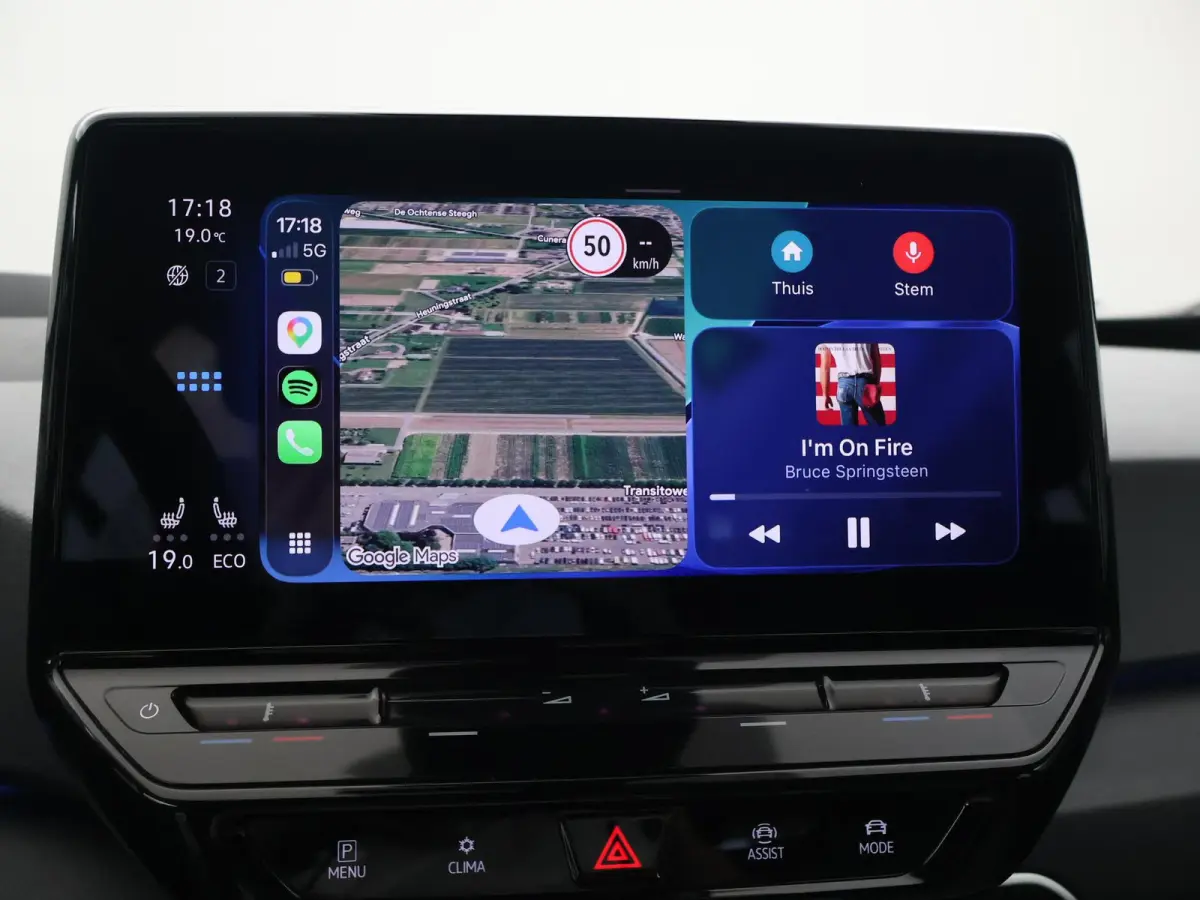 PRO 58 KWH + SFEERVERLICHTING | HEAD-UP | ADAPTIVE CRUISE | 18 INCH | STOELVERW. | CARPLAY