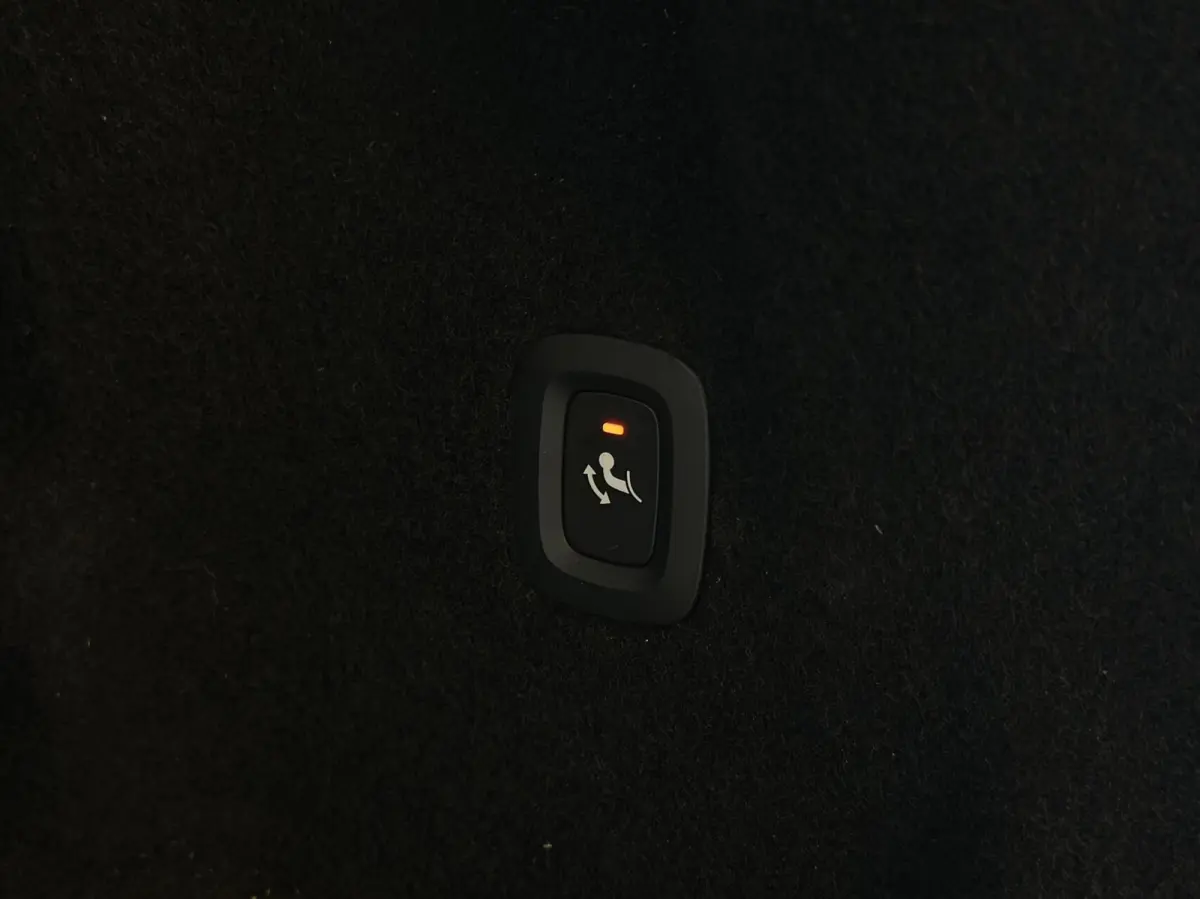 2.0 T6 Plug-in hybrid AWD Camera, Carplay, Navi..