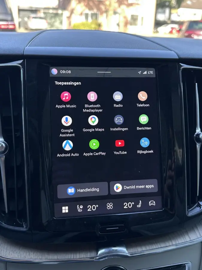 2.0 T6 Plug-in hybrid AWD Camera, Carplay, Navi..
