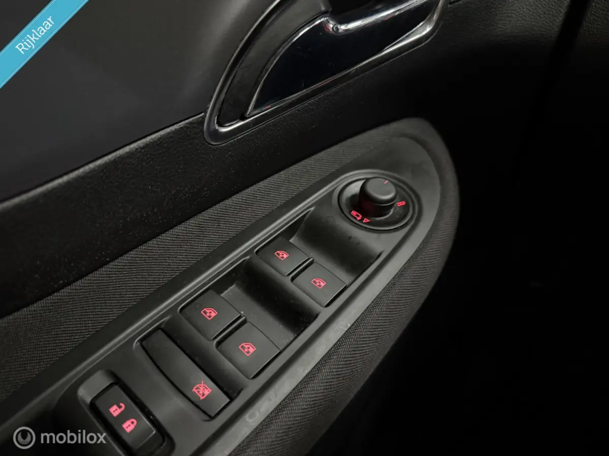 1.4 T Edition||Clima|Cruise|Navi|DAB|Getint glas|