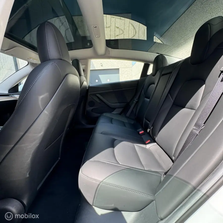 Long Range AWD + MMX PACK + IAP + SOH 92.1%