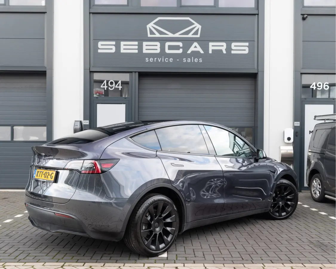 Long Range Dual Motor AWD 75 kWh 20INCH, PANODAK, BTW AUTO, LAGE KMSTAND