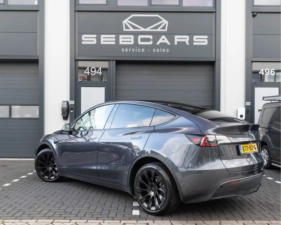 Long Range Dual Motor AWD 75 kWh 20INCH, PANODAK, BTW AUTO, LAGE KMSTAND