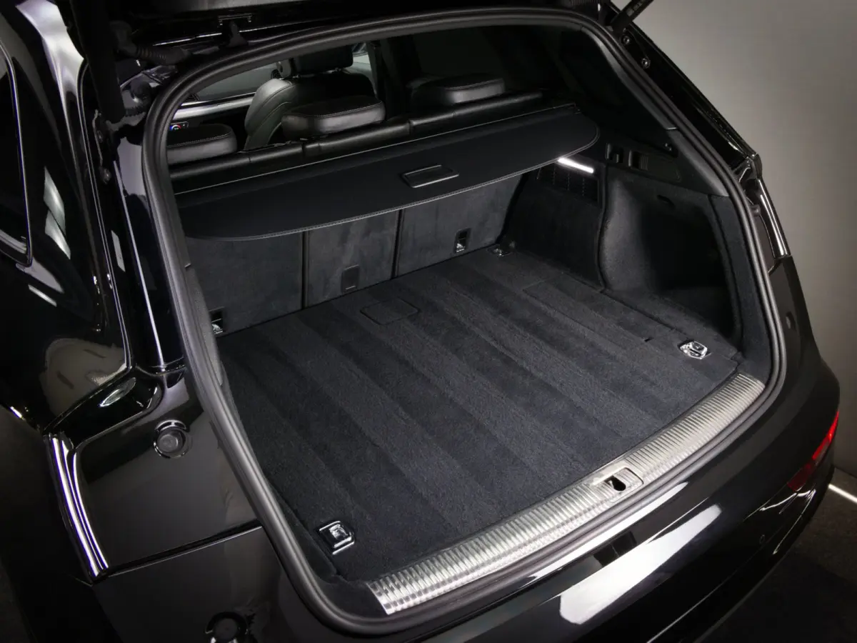 50 TFSI e S-Line Edition Competition (RS-STOELEN, PANO, ACC, B&O, TREKHAAK, APPLE CARPLAY/ANDROID AUTO, STOELVERWARMING)