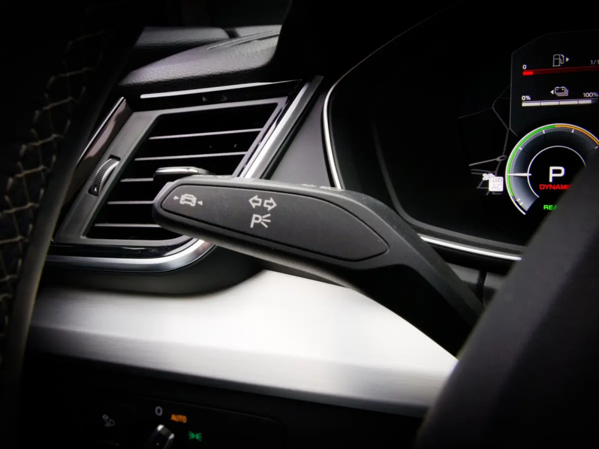 50 TFSI e S-Line Edition Competition (RS-STOELEN, PANO, ACC, B&O, TREKHAAK, APPLE CARPLAY/ANDROID AUTO, STOELVERWARMING)