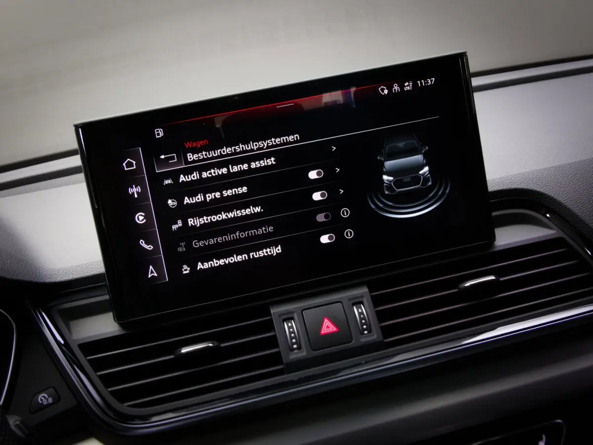 50 TFSI e S-Line Edition Competition (RS-STOELEN, PANO, ACC, B&O, TREKHAAK, APPLE CARPLAY/ANDROID AUTO, STOELVERWARMING)