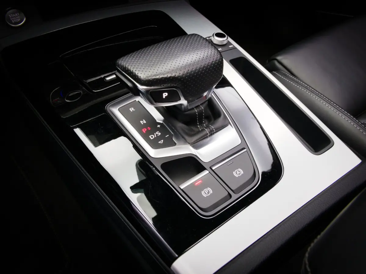 50 TFSI e S-Line Edition Competition (RS-STOELEN, PANO, ACC, B&O, TREKHAAK, APPLE CARPLAY/ANDROID AUTO, STOELVERWARMING)