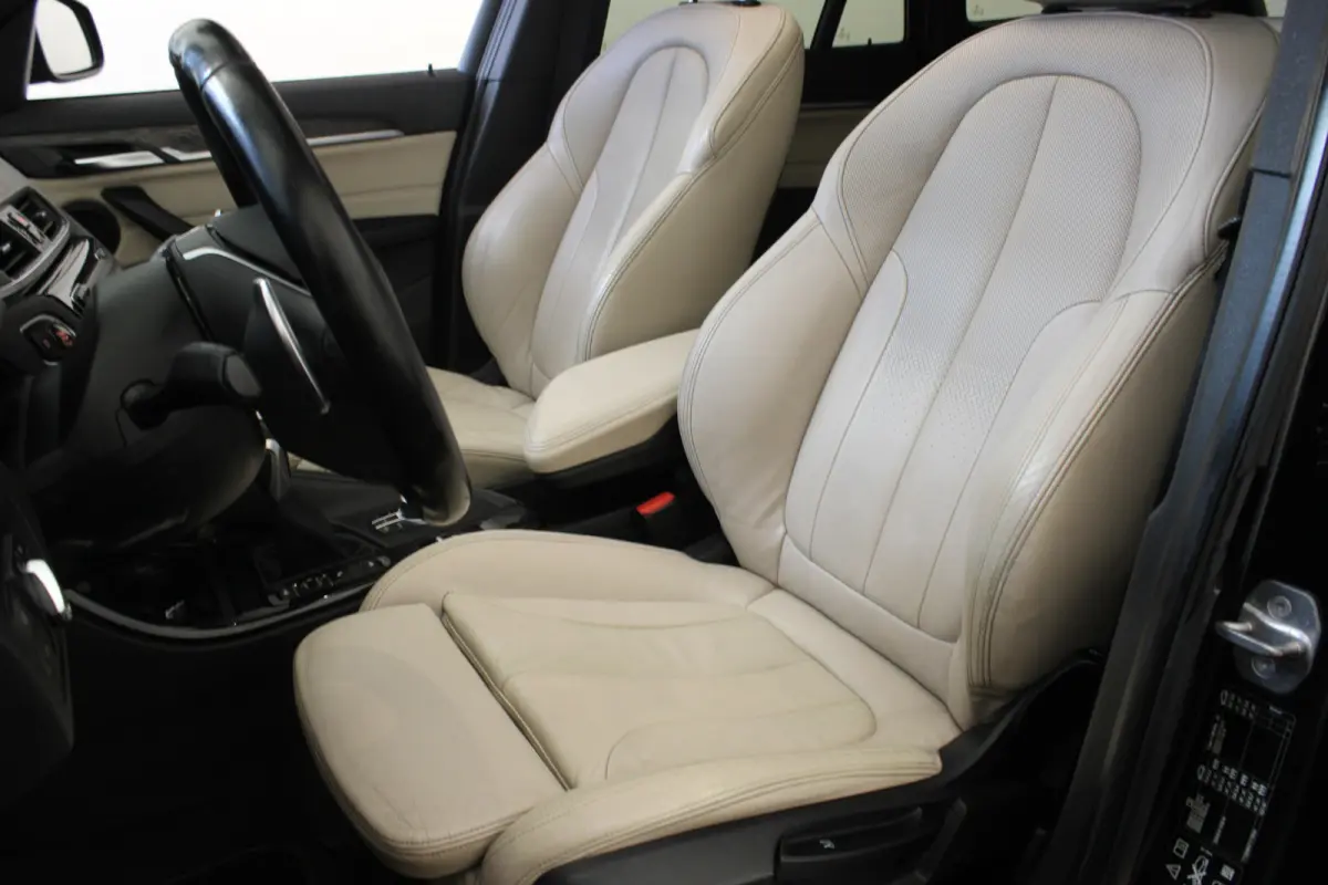 xDrive18d |Pano|