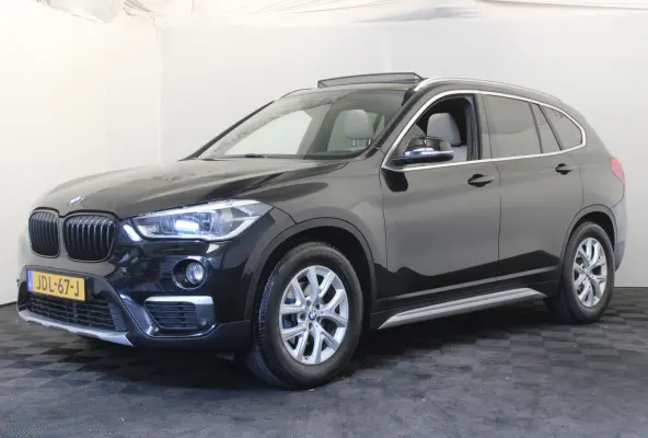xDrive18d |Pano|