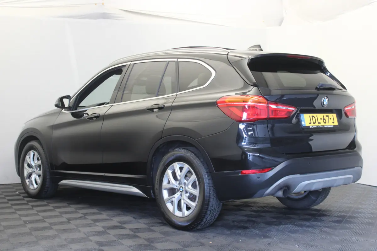 xDrive18d |Pano|