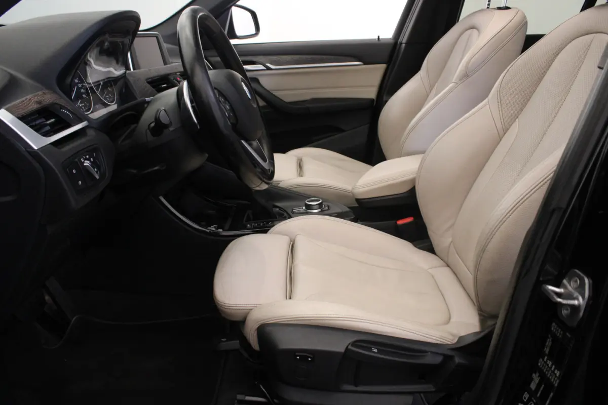 xDrive18d |Pano|