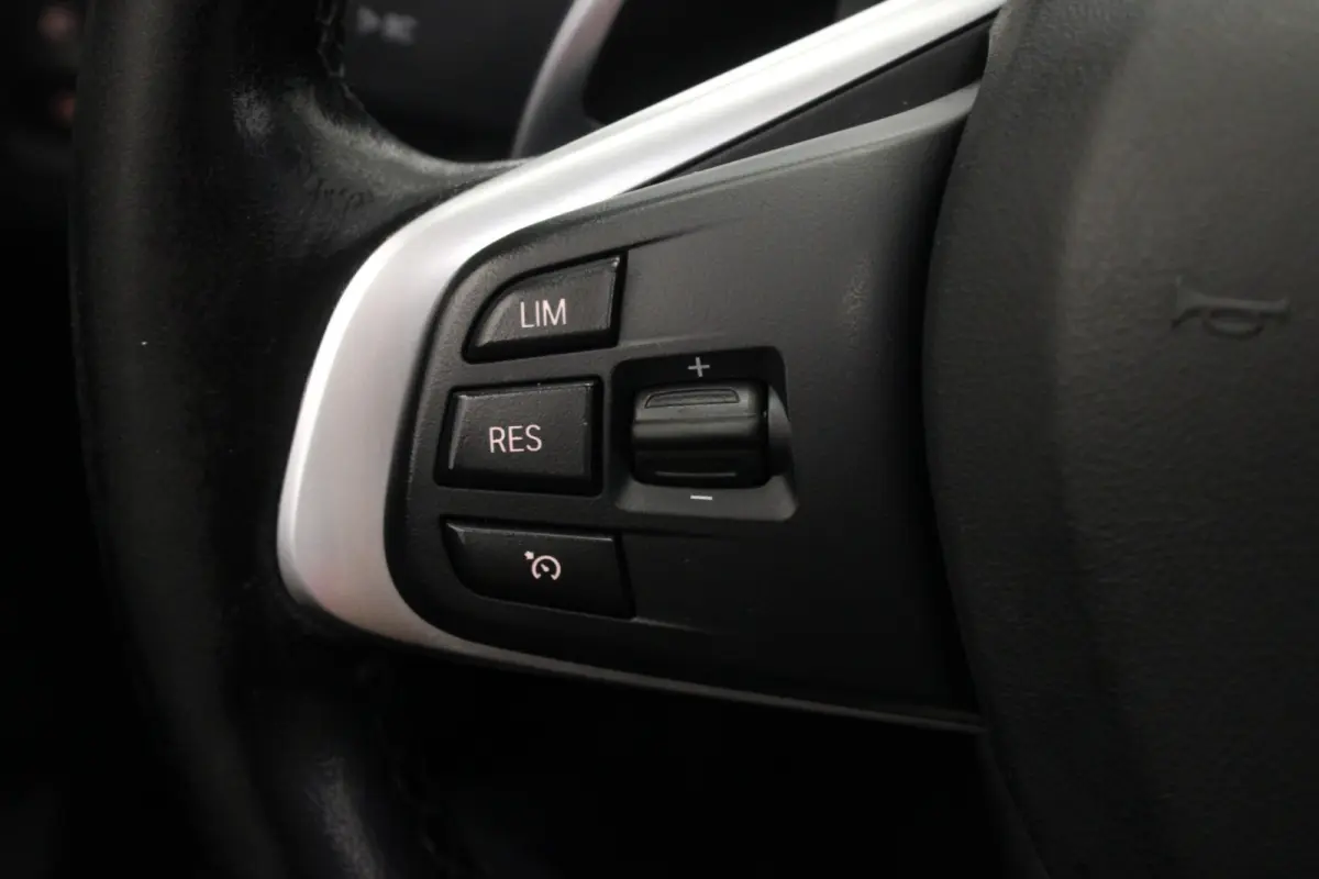 xDrive18d |Pano|