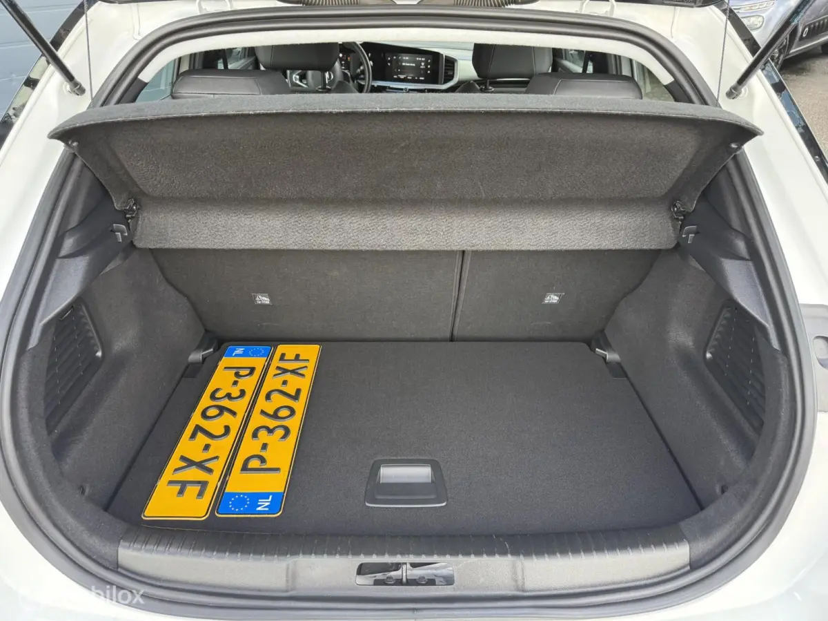 1.2 Turbo Business Elegance Aut. Camera Distr-VV