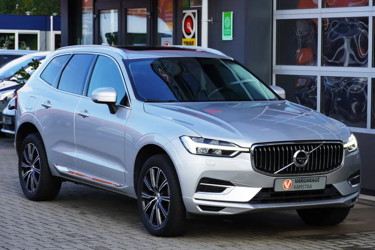 2.0 T8 AWD Inscription 407PK Pano/Leder/360Cam
