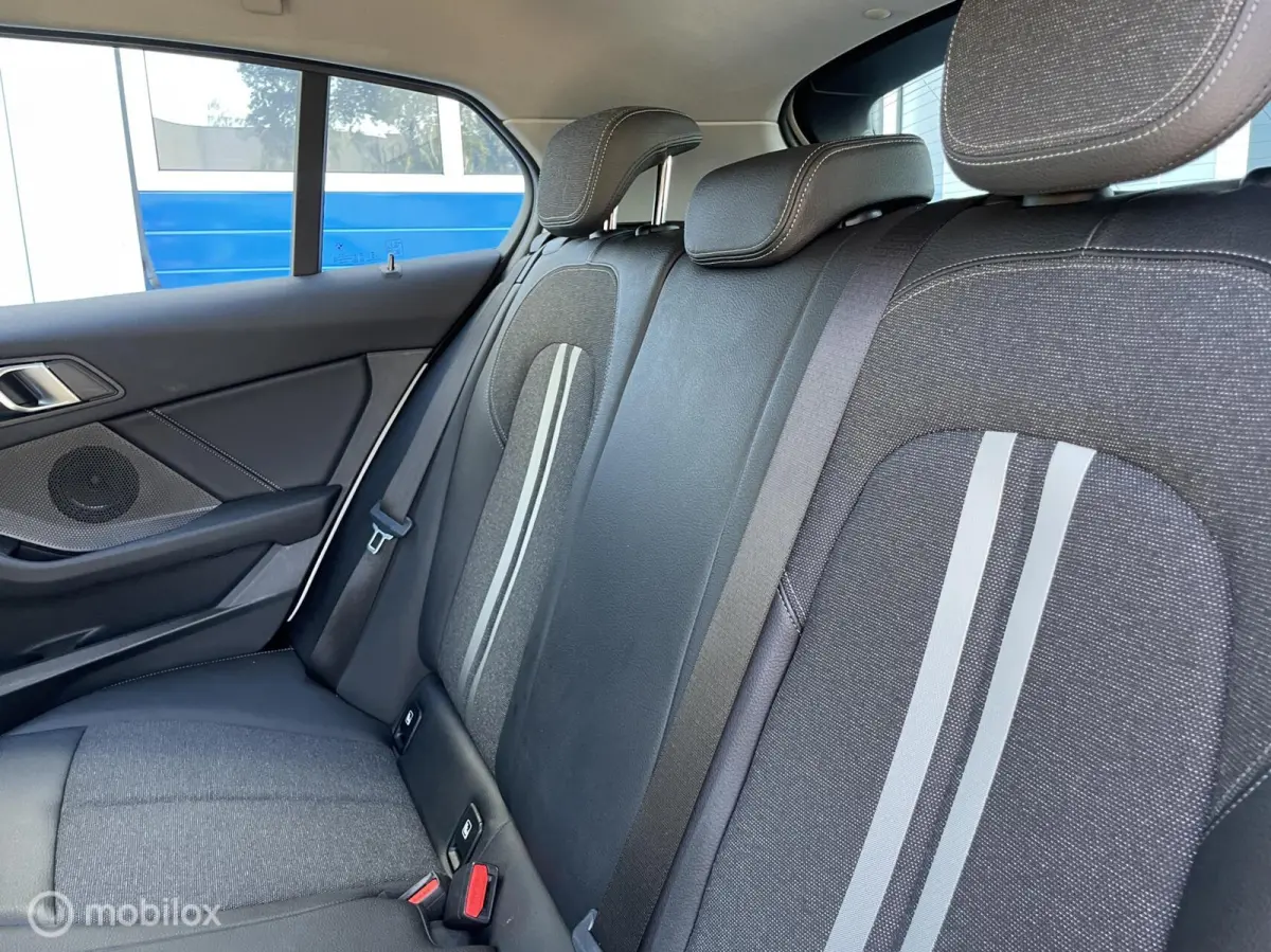 116i Business Edition Sp.interieur+ verw.-Led-18