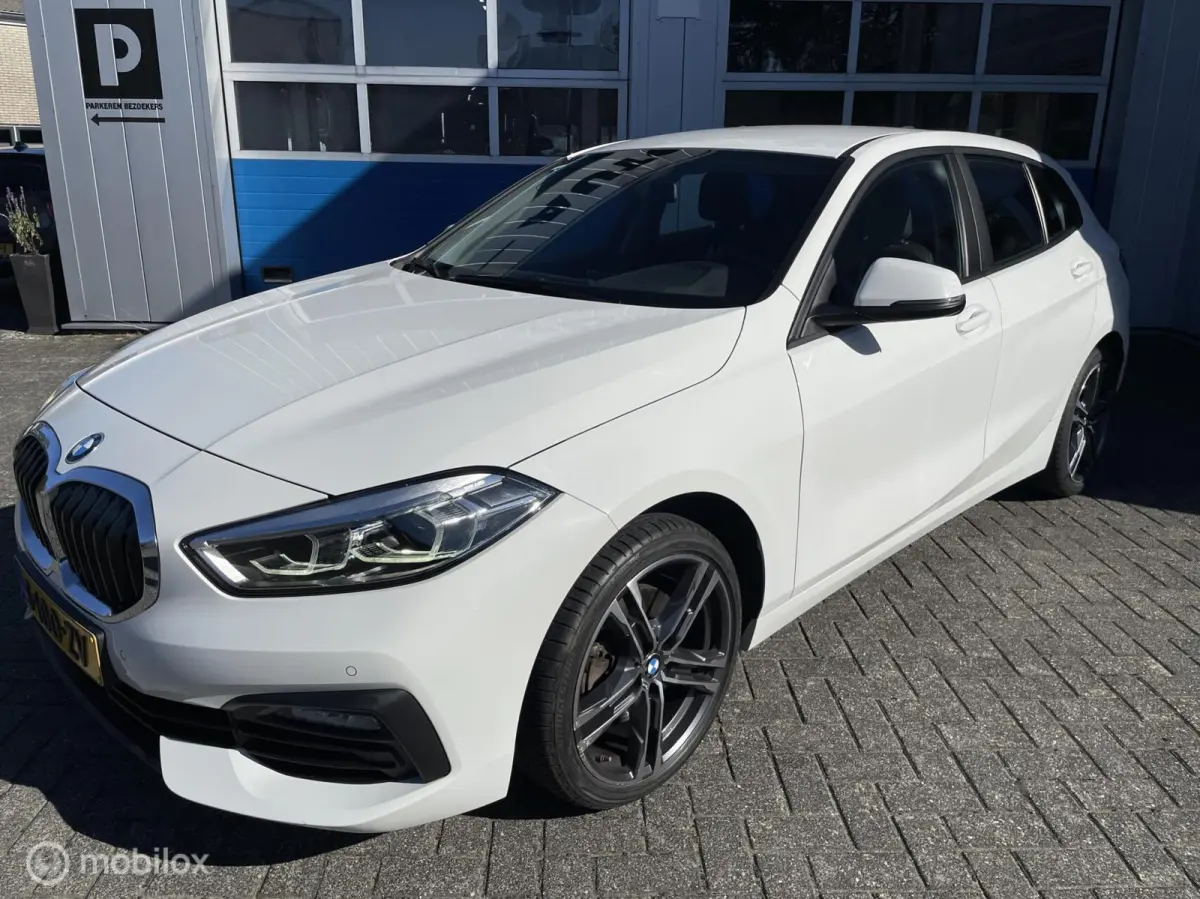 116i Business Edition Sp.interieur+ verw.-Led-18