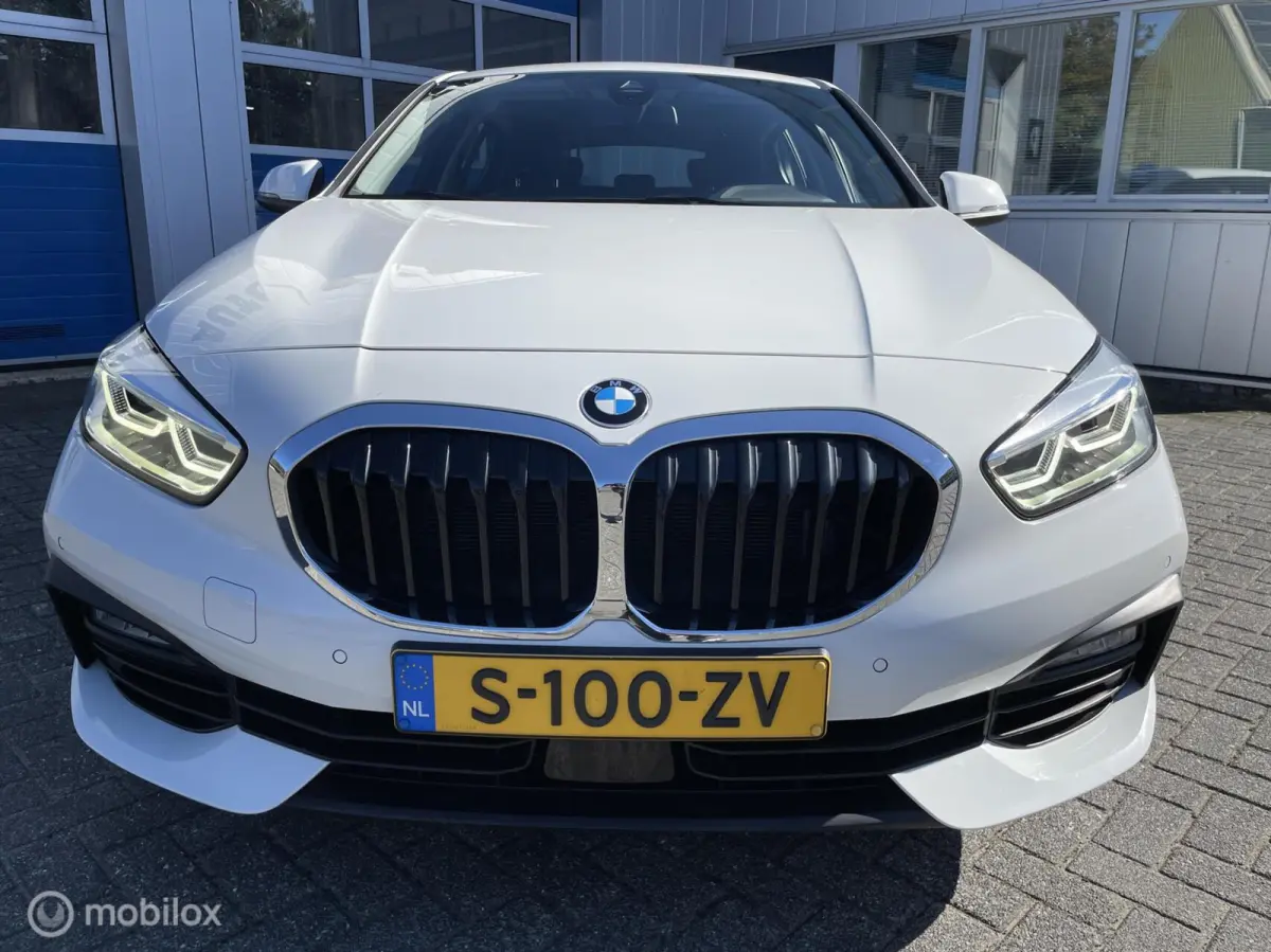 116i Business Edition Sp.interieur+ verw.-Led-18