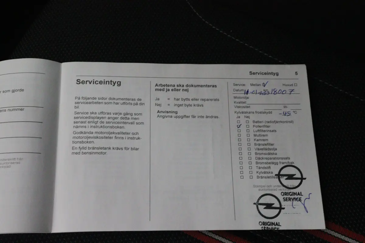 1.2 GS Line | Dealer Onderhouden! | Automaat! | Stoelverwarming | Camera | Clima | Navi By App | LED | Cruise Control | Parkeersensoren V+A | Lichtmetalen Velgen